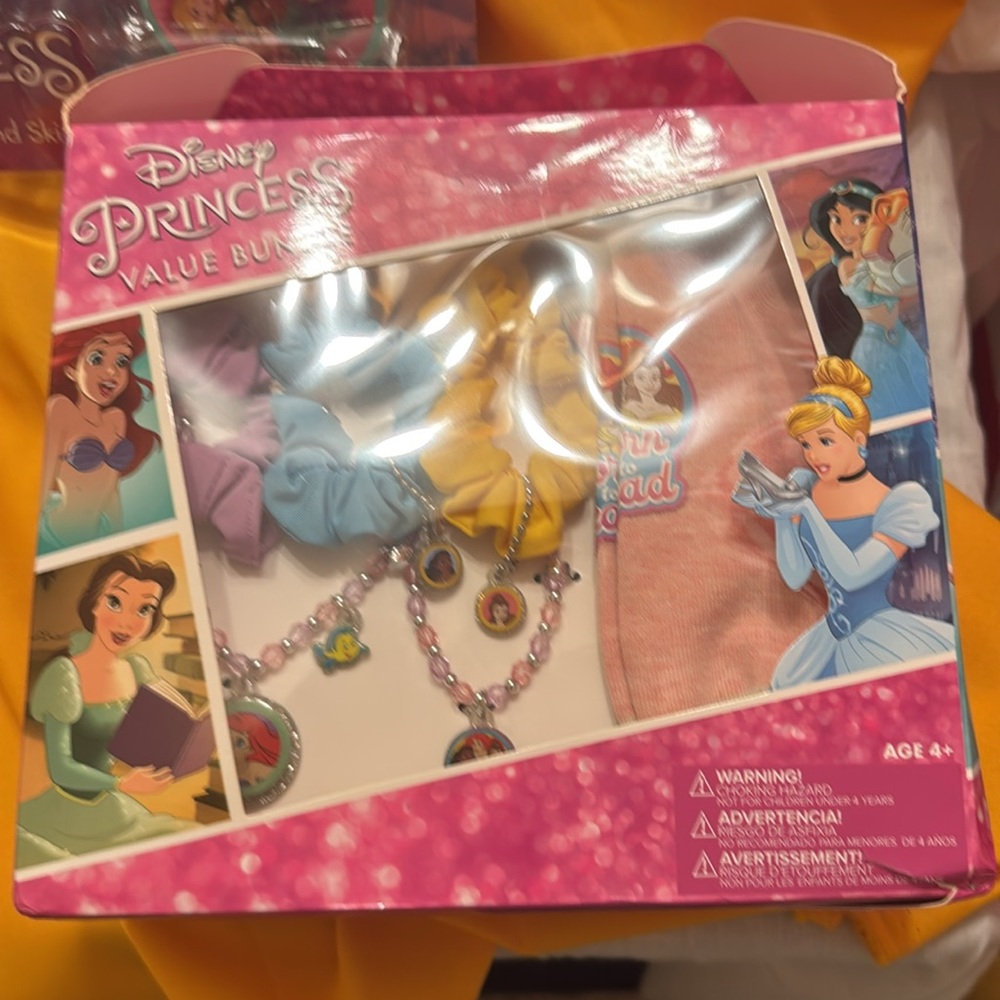 Disney Princess Jump Rope and Accessory Set - Picture 2 of 4